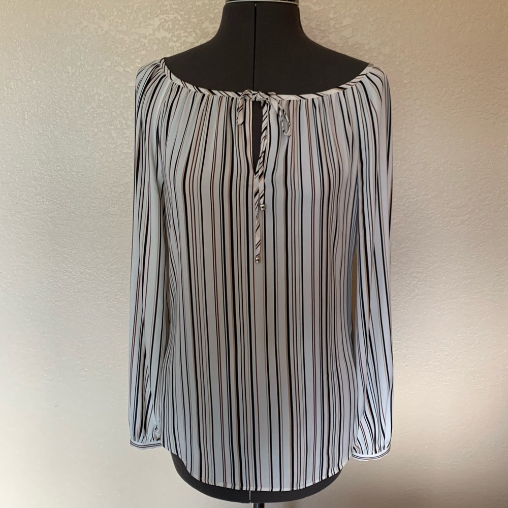 New Women’s White House Black Market blouse dress shirt size 0 stripe cream